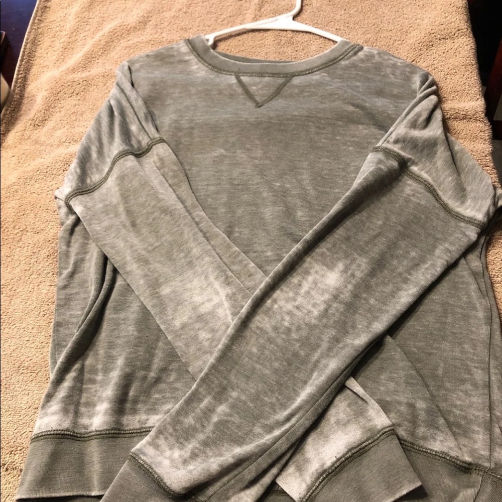 Crew neck